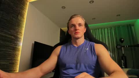 Snapshot of chasereed_ chatting on 11-16-25, 05:18 Chase Reed online show from 11-16-25, 05:18