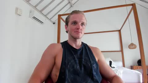 Snapshot of chasereed_ chatting on 02-08-26, 03:54 Chase Reed online show from 02-08-26, 03:54