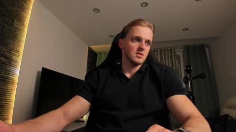 Snapshot of chasereed_ chatting on 04-07-26, 07:03 Chase Reed online show from 04-07-26, 07:03