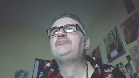 Snapshot of chatubatelee555 chatting on 10-23-25, 06:17 lee online show from 10-23-25, 06:17