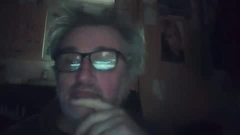 Snapshot of chatubatelee555 chatting on 02-15-26, 01:52 lee online show from 02-15-26, 01:52