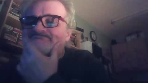 Snapshot of chatubatelee555 chatting on 02-19-26, 06:26 lee online show from 02-19-26, 06:26