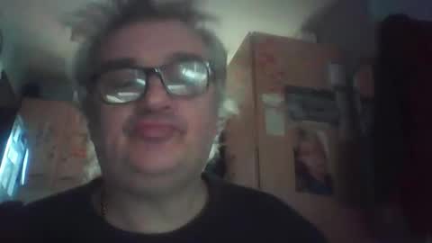 Snapshot of chatubatelee555 chatting on 02-22-26, 02:26 lee online show from 02-22-26, 02:26