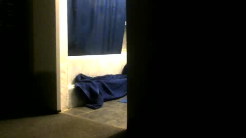Snapshot of chaturbatordeluxe chatting on 07-01-26, 03:41 chaturbatordeluxe online show from 07-01-26, 03:41