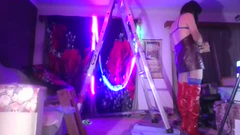 Snapshot of chaturdell9359 chatting on 05-23-26, 02:32 We Chat online show from 05-23-26, 02:32