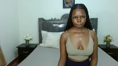 Snapshot of chayenie chatting on 09-12-25, 05:46 Cheyenne online show from 09-12-25, 05:46
