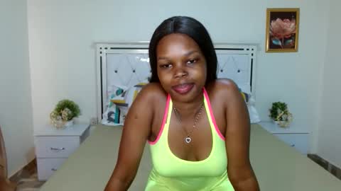 Snapshot of chayenie chatting on 10-13-25, 05:07 Cheyenne online show from 10-13-25, 05:07