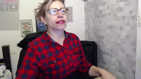 CHAYLA VICTORIA RUIZ  online show from 09-21-25, 10:39