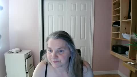 chealsiek online show from 04-12-26, 03:00