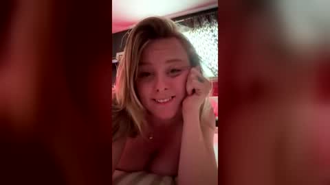 Snapshot of chearbear chatting on 07-15-26, 08:03 Chairbear and danny banany online show from 07-15-26, 08:03