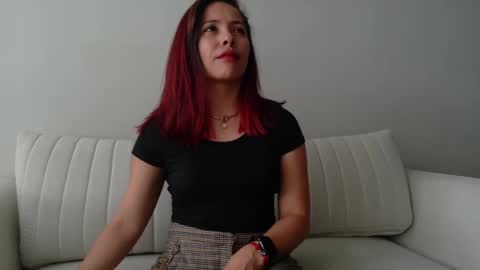 Regina Phalange online show from 11-20-25, 08:19