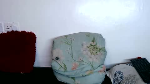 cheeky_charms online show from 11-15-25, 12:19