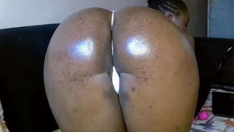 Snapshot of cheeky_charms chatting on 06-24-26, 06:45 cheeky_charms online show from 06-24-26, 06:45