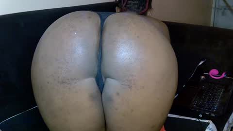 Snapshot of cheeky_charms chatting on 07-21-26, 06:43 cheeky_charms online show from 07-21-26, 06:43