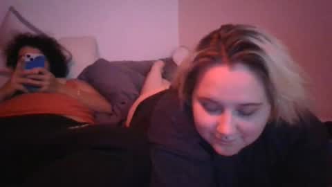 Snapshot of cheekychick420 chatting on 06-17-26, 05:54 cheekychick420 online show from 06-17-26, 05:54