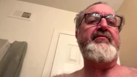 Snapshot of chefsd chatting on 11-12-25, 12:05 Chef online show from 11-12-25, 12:05