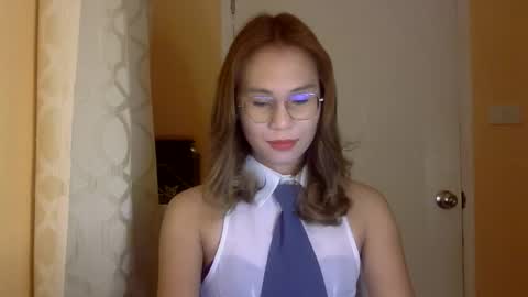 chelly4u69 online show from 11-28-25, 04:37