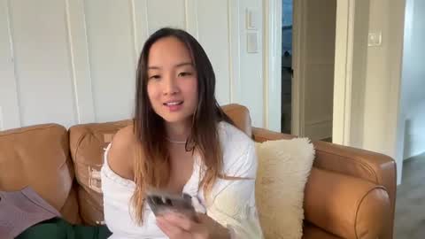 chellybear101 online show from 12-11-24, 05:59