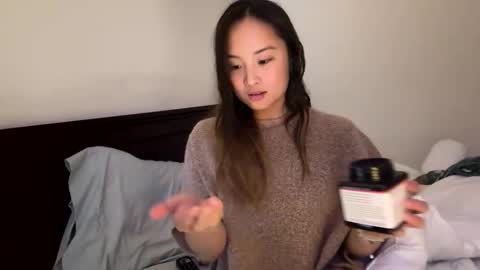 chellybear101 online show from 02-09-25, 07:05