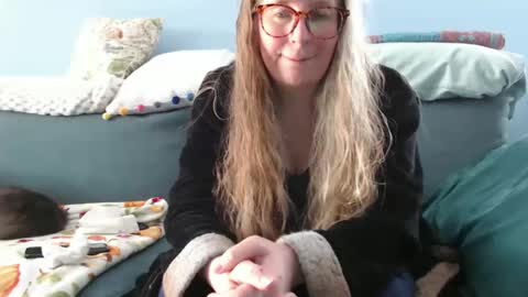 Snapshot of chelseasentra1 chatting on 02-17-25, 06:04 Chelsea online show from 02-17-25, 06:04