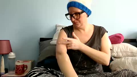 Snapshot of chelseasentra1 chatting on 12-21-25, 04:36 Chelsea online show from 12-21-25, 04:36