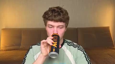 LUCASRYANPVT IS OPEN online show from 06-11-26, 04:54