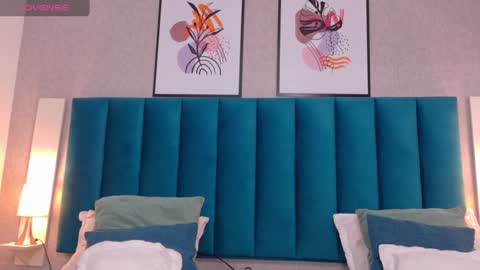   online show from 09-12-25, 08:20