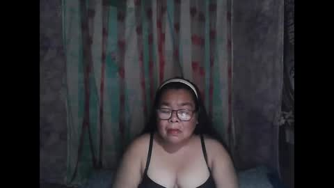 Snapshot of chenita_kits chatting on 03-11-26, 02:56 chenita_kits online show from 03-11-26, 02:56