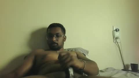 Snapshot of chennaibull1011 chatting on 03-05-26, 08:32 chennaibull1011 online show from 03-05-26, 08:32