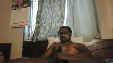 chennaibull1011 online show from 06-13-26, 12:36