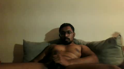 chennaibull1011 online show from 06-18-26, 07:18