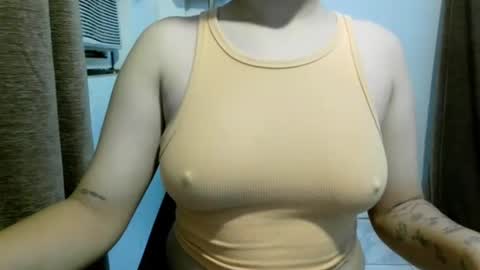 Snapshot of chennybbgirl chatting on 09-13-25, 08:52 chenny online show from 09-13-25, 08:52