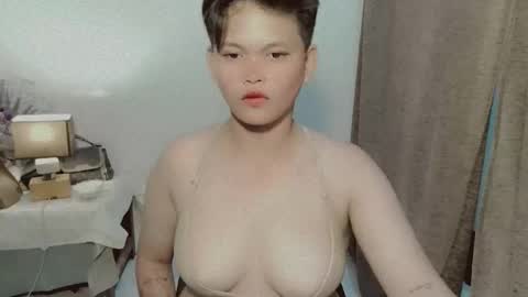 Snapshot of chennybbgirl chatting on 10-24-25, 03:30 chenny online show from 10-24-25, 03:30