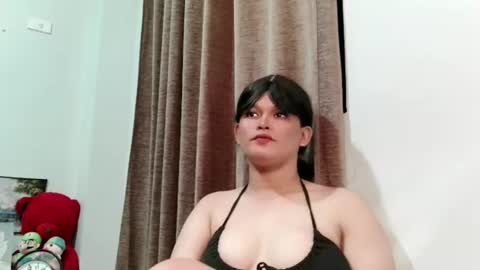 Snapshot of chennybbgirl chatting on 01-16-26, 03:05 chenny online show from 01-16-26, 03:05