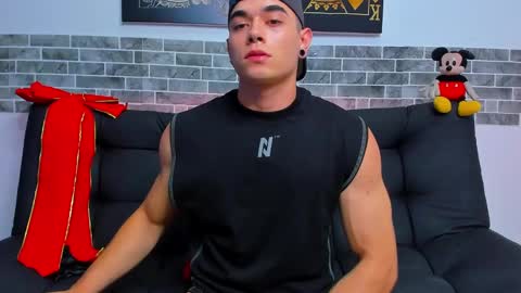 Snapshot of chepe_fit chatting on 12-29-24, 01:56 chepe vause online show from 12-29-24, 01:56