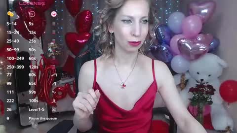 Snapshot of cherishsia chatting on 02-14-25, 09:03 Adriana online show from 02-14-25, 09:03