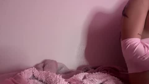 cherliecarmen online show from 02-07-25, 10:41