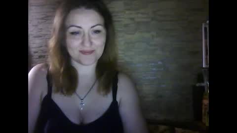 Snapshot of cherry04383 chatting on 03-31-26, 02:46 cherry04383 online show from 03-31-26, 02:46