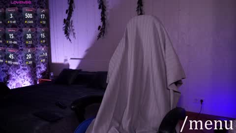 Snapshot of cherry_bombs chatting on 02-03-25, 02:36 Kate online show from 02-03-25, 02:36