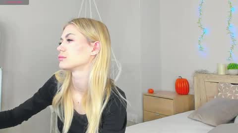 Snapshot of cherry_pr1ce chatting on 05-24-26, 11:43 cherry_pr1ce online show from 05-24-26, 11:43