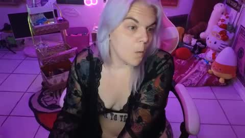 Snapshot of cherryb0mbb0mb chatting on 01-06-25, 07:31 CherryBombBomb online show from 01-06-25, 07:31