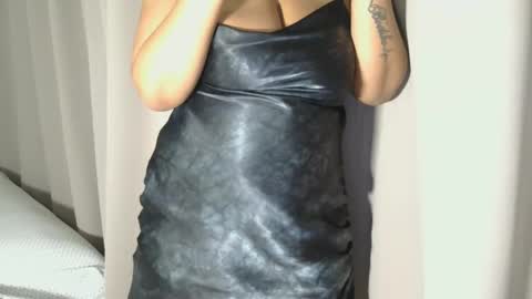 Snapshot of cherrybabexx chatting on 02-10-25, 02:16 Cherrybabe online show from 02-10-25, 02:16