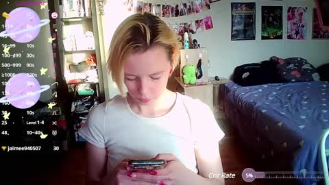 Snapshot of cherrybaby_0 chatting on 12-25-24, 05:37 cherrybaby_0 online show from 12-25-24, 05:37