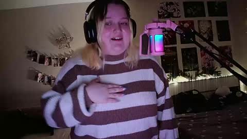 Snapshot of cherrybaby_0 chatting on 12-30-24, 01:47 cherrybaby_0 online show from 12-30-24, 01:47