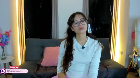 Cherry online show from 05-06-26, 08:25