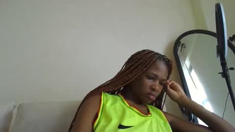 Cherryblossom2002 online show from 11-03-25, 09:54