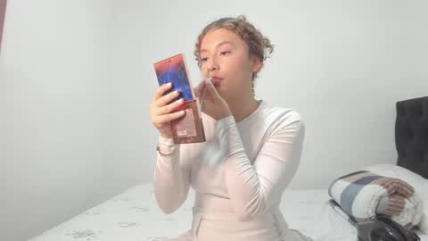 Snapshot of cherryblossom_23 chatting on 04-06-26, 11:27 cherryblossom_23 online show from 04-06-26, 11:27