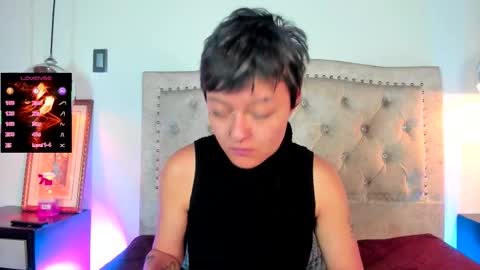 Snapshot of cherryblow_ chatting on 12-14-25, 12:10 Cherry Glow online show from 12-14-25, 12:10