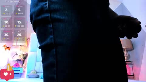 Snapshot of cherryboom23 chatting on 12-20-25, 07:10 Samy Perez online show from 12-20-25, 07:10