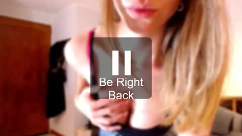 Snapshot of cherrycoloured chatting on 02-26-26, 04:22 Anna online show from 02-26-26, 04:22